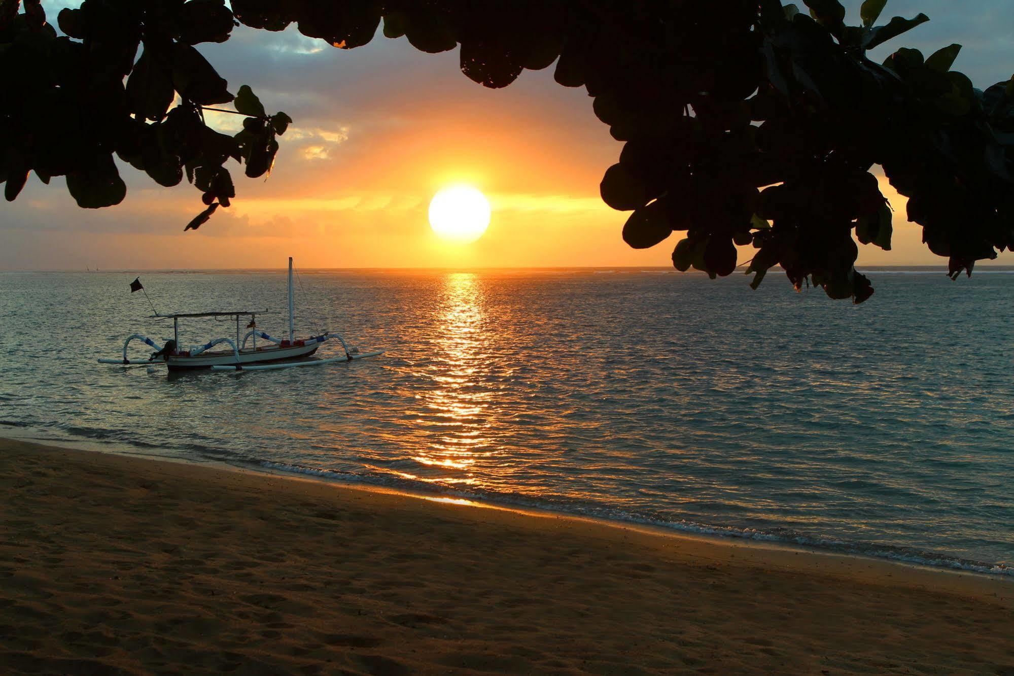 Nesa Sanur Bali Hotel Kültér fotó